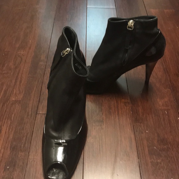 Giuseppe patent leather bootie with leather sock - Picture 5 of 8